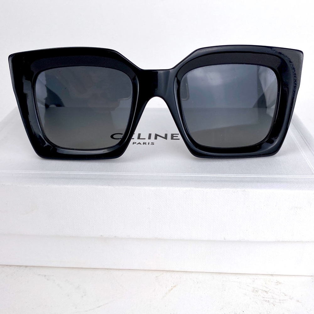 Authentic Celine Sunglasses, black Mod Frame with case and box!